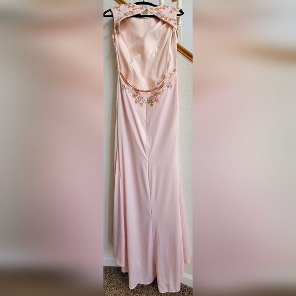 Light pink/blush formal beaded dress, needs work - Picture 4 of 11